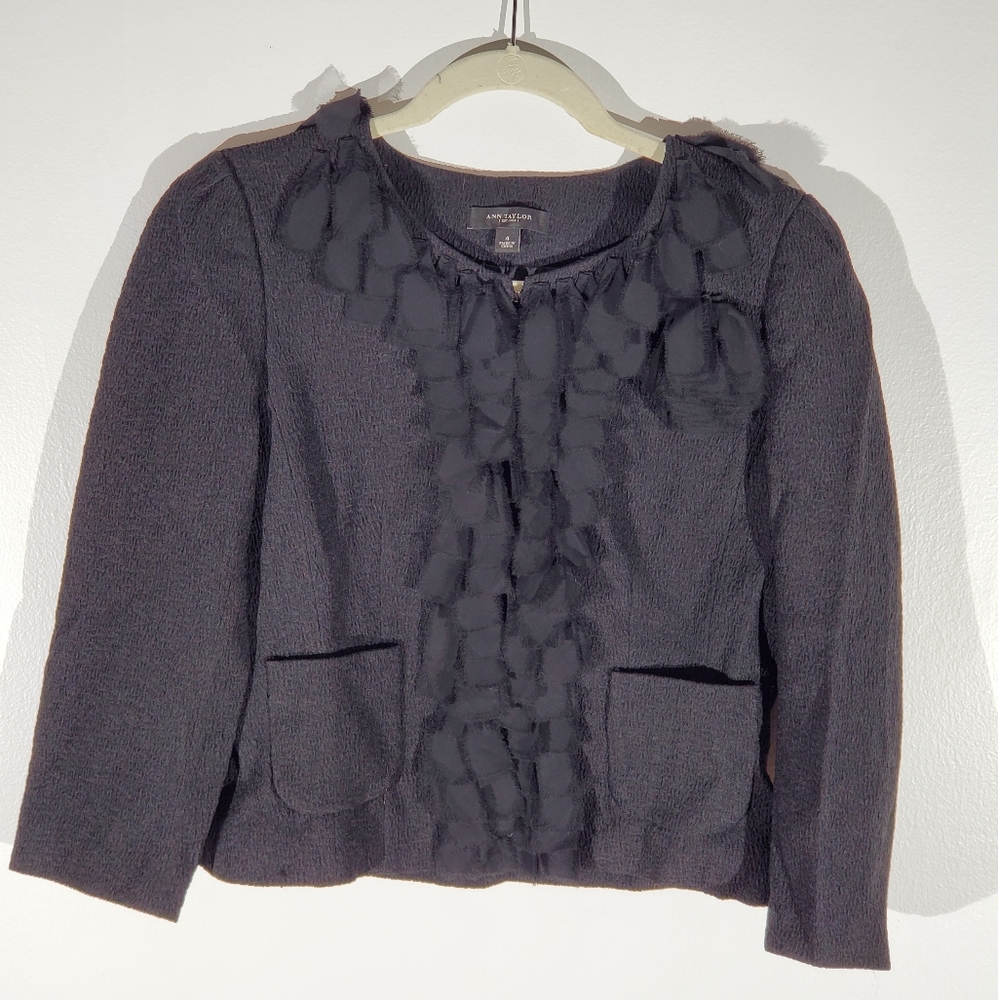 Gorgeous Ann Taylor blazer